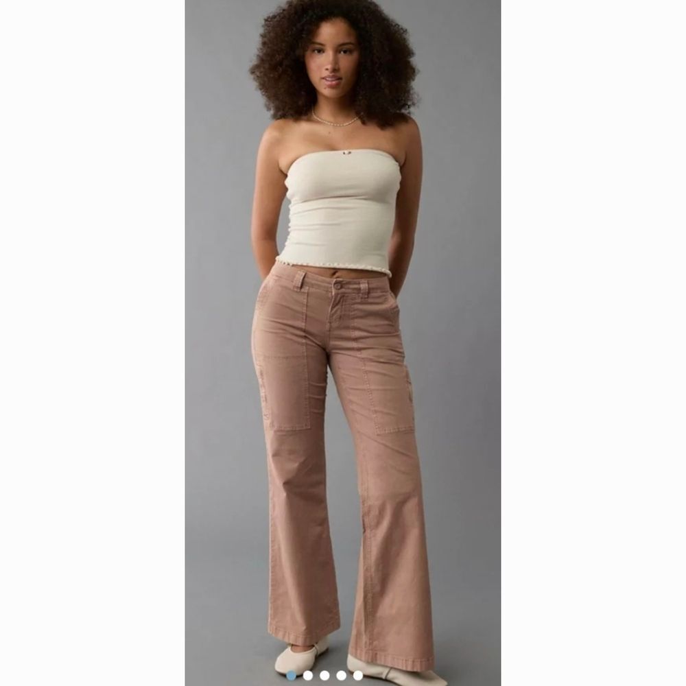 American Eagle Outfitters Snappy Stretch Curvy Low Rise Baggy Flare Pant Sz 16